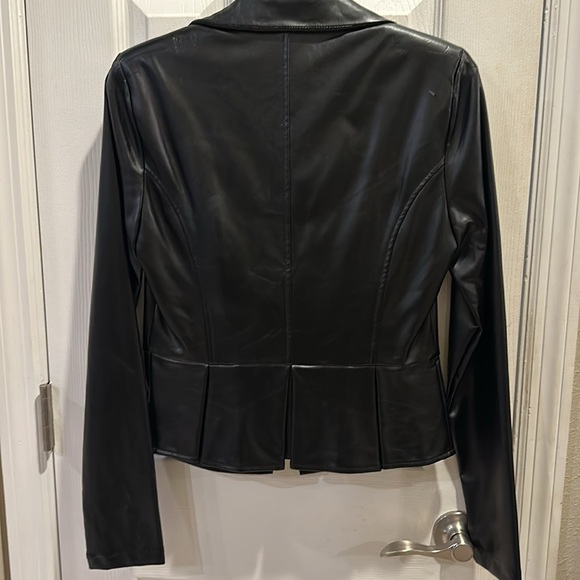 NWT BEBE 2B Black Faux Leather Peplum Jacket S - Picture 8 of 11
